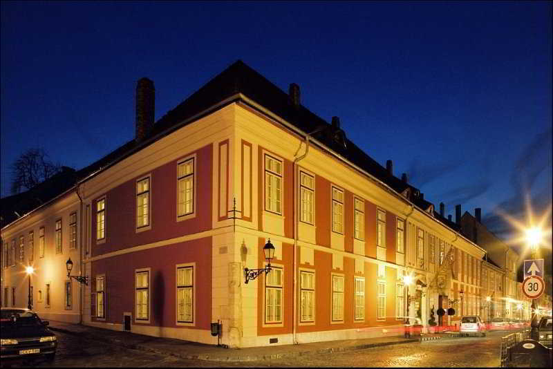 St. George Residence Budapesta Exterior foto